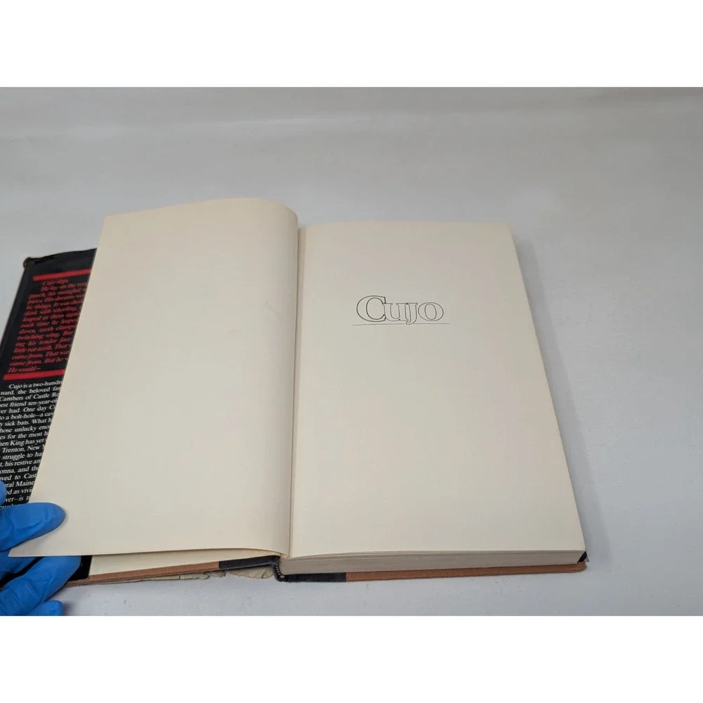 Cujo by Stephen King 1st Edition 1981 Viking Press Hardcover w/ Dust Jacket 80s‎